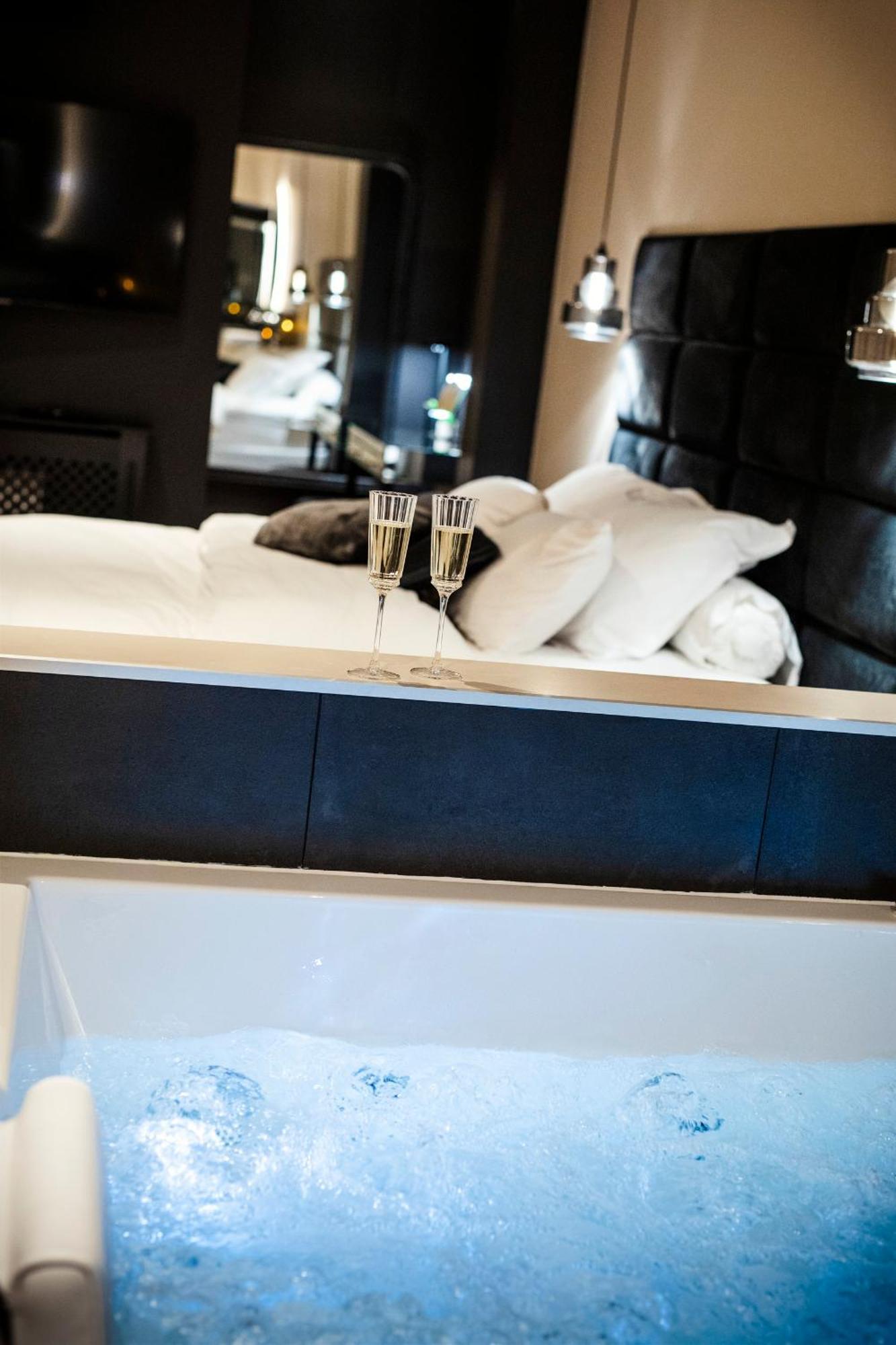 Hedone Suite De Luxe Et Spa Privatif Nancy Exterior foto